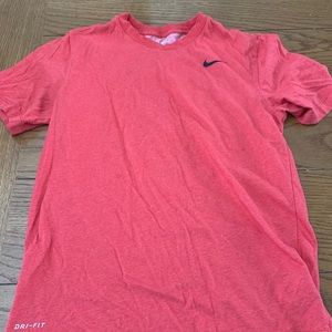 Men’s Nike Tee